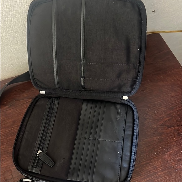 Coach Shoulder Bag 70394 - Picture 3 of 5